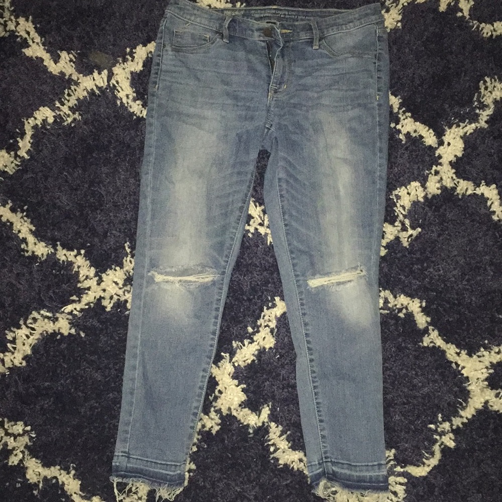 Mossimo mid rise denim leggings crop and ripped